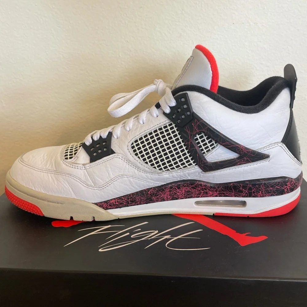 SOLD ❌ Jordan 4 Retro Pale Citron “Flight Nostalgia” size 13 308497-116 2019 - Picture 5 of 8